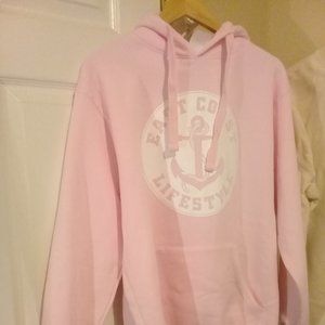 East coast lifestyle sweater